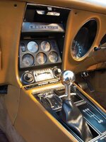 _0705_08_z1969_l71_corvette_roadstercenter_console.jpg