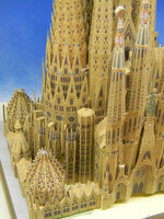 1_La_Sagrada_Familia_012_1.jpg