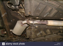 underside-of-older-car-mk2-golf-gti-AKW6J6.jpg