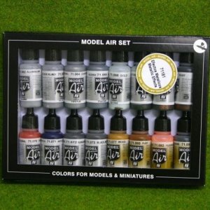 VALLEJO METALLIC EFFECTS Model Air Colour 16 bottle set 71181 400705682439