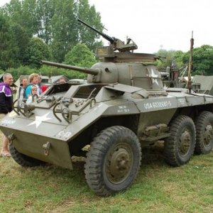 SME M8 Greyhound