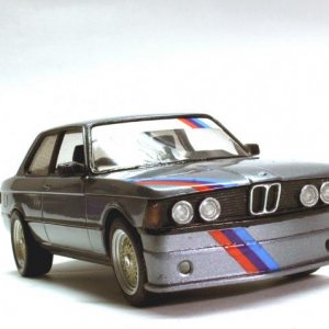 BMW 012