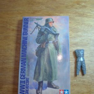 german machine gunner