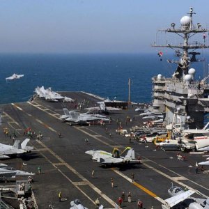 USS Harry S  Truman (CVN 75) flight deck