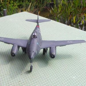 Me 262 004