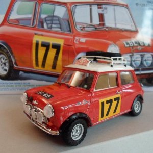 Morris Mini Cooper Rally Monte Carlo winner 1967
1/24 Tamiya
Specials: /

+ Leuke wagen met een mooie historie

- /