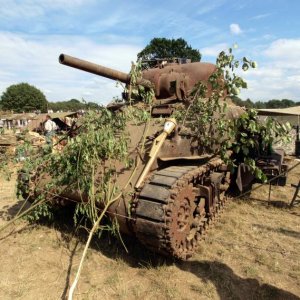 Sherman tank to be restored