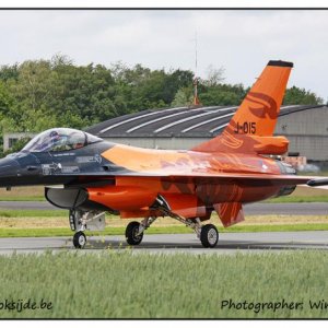 22 06 2012 F 16AM RNLAF J 015 1