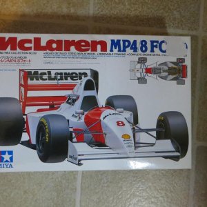 Tamiya McLaren MP4/8 Ford 1/20
30€