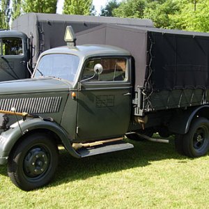 BIS OPEL BLITZ WEHRMACHT 093