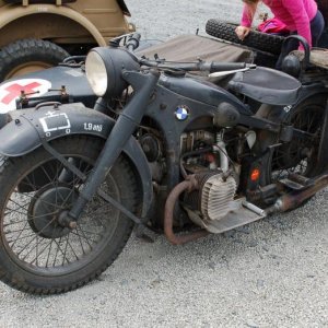 BMW sidecar medic