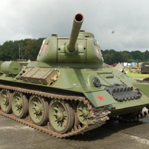 Rus T 34 85