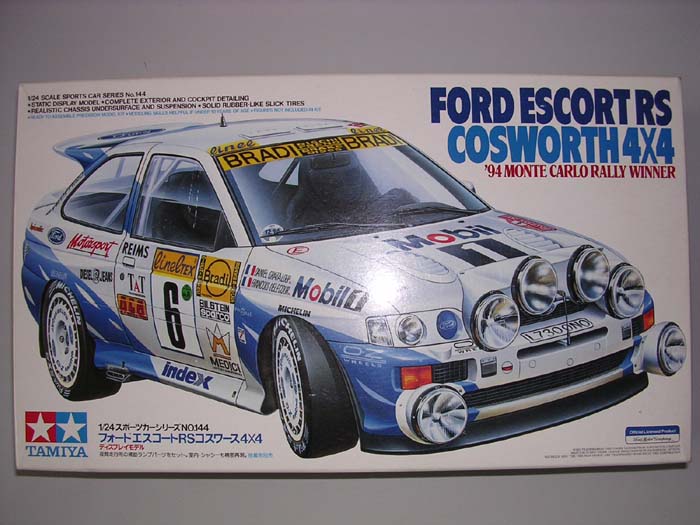 200452214512 Escort Tamiya Kit