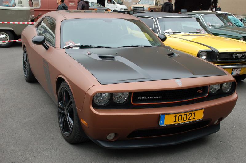 Auto Dodge Challenger