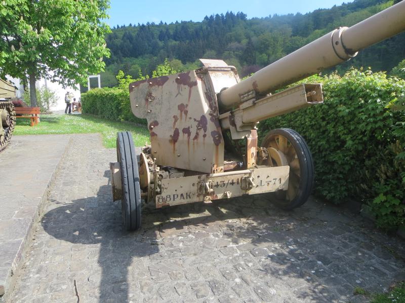 Bastogne 112