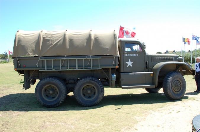 Canada Diamond T truck