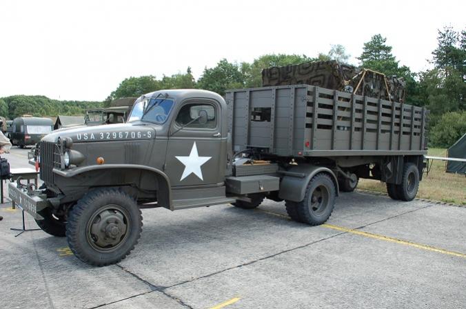 Chevrolet stake trailer