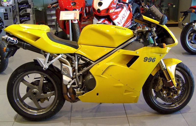 Ducati 996R  04