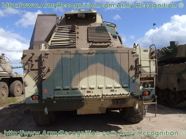 G6 Rhino G6 45 155mm wheeled self propelled howitzer armoured vehicle South Africa african army