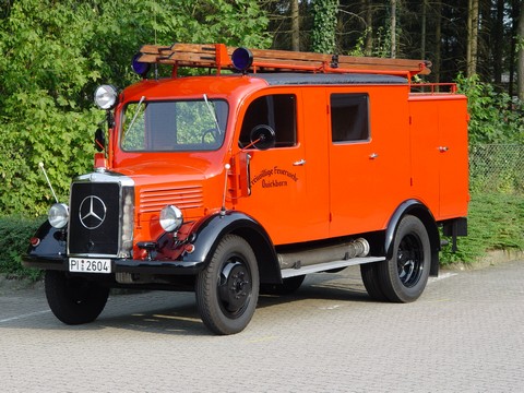 mercedes benz l 1500 s 02