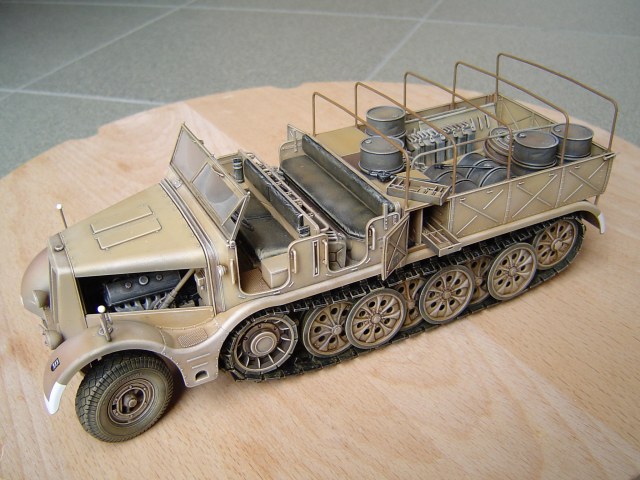 sdkfz 9 famo tamiya