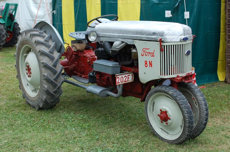 trac Ford 8N